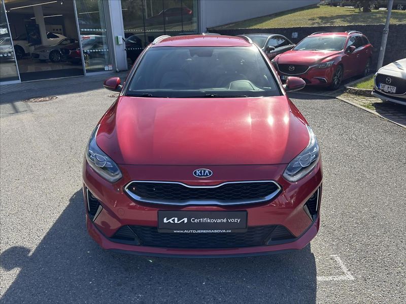 Kia Ceed 1,5 TGDi GT Line 1.ČR TAŽNÉ - fotka 8 z 47