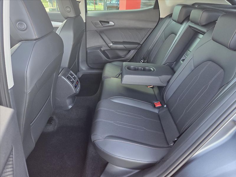 Cupra Formentor 1,5 TSi DSG LED Matrix Záruka2 - fotka 10 z 23