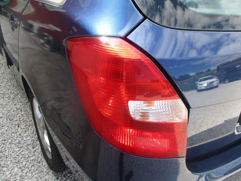 Škoda Fabia 1.4i 16V KLIMA vyhř.sed. - fotka 29 z 30