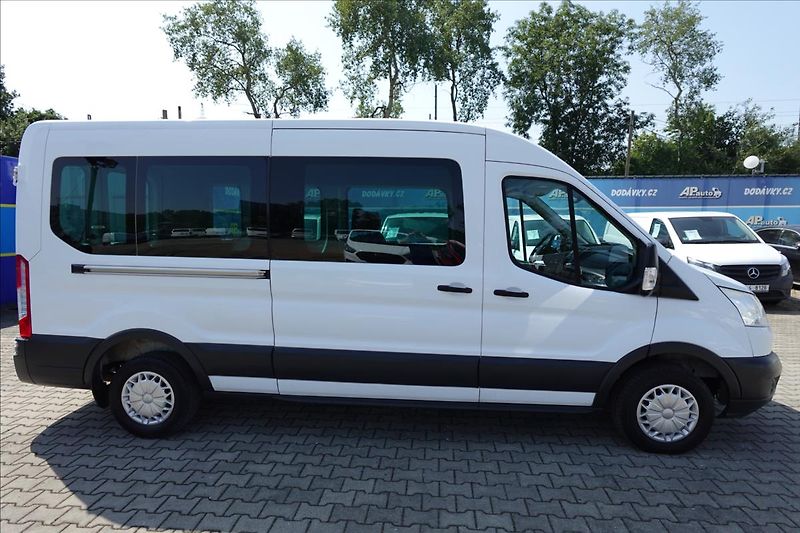 Ford Transit 2,2 TDCI  L3H2 8MÍST BUS KLIMA - fotka 6 z 31