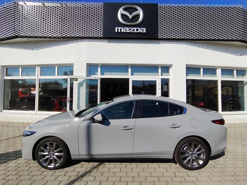 Mazda 3 (2026) SDN 2,5 MT, Centre-line, AKCE! - fotka 2 z 24
