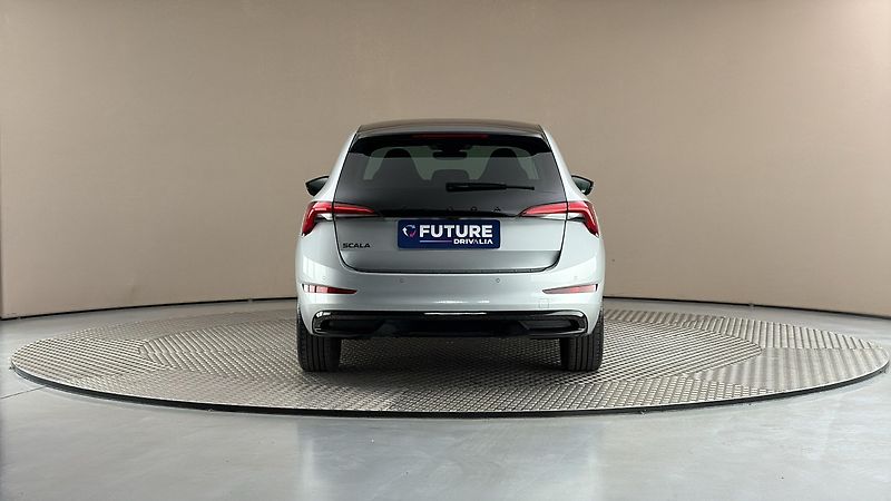 Škoda Scala 1.5 TSI DSG Monte Carlo - fotka 5 z 33