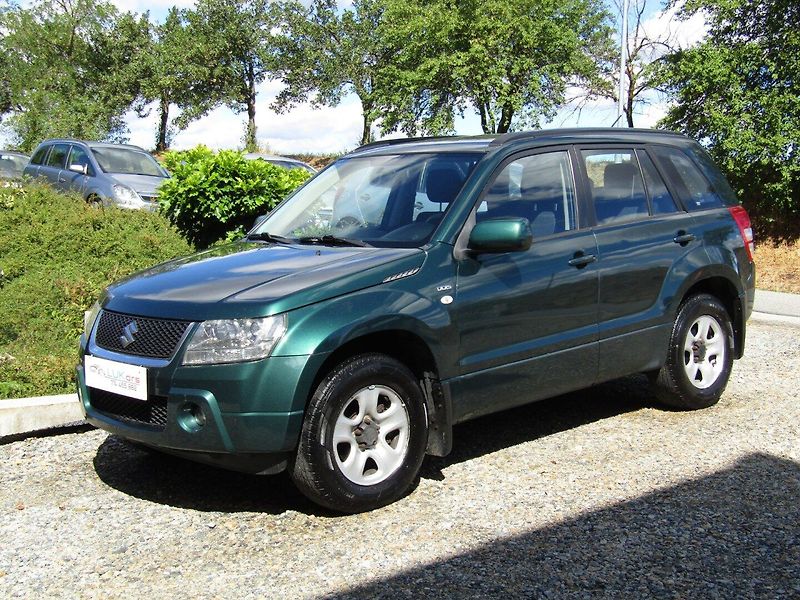 Suzuki Grand Vitara (2006) 1.9 DDiS 95kW  BEZ KOROZE - fotka 1 z 40