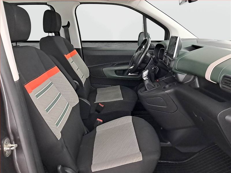 Citroën Berlingo (2018) Feel 1.5 BlueHDi, 5Míst, ČR - fotka 9 z 16