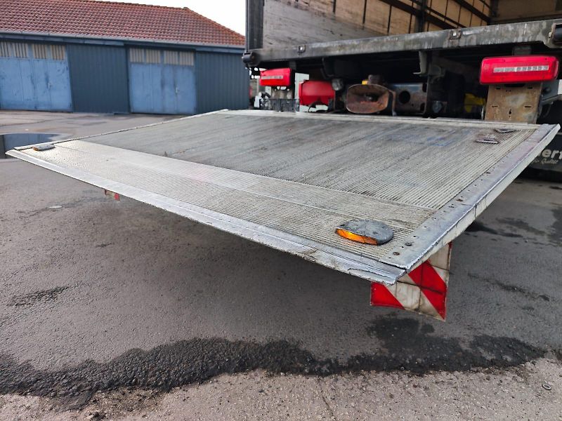 DAF LF 280, 16t, lůžko, čelo, 18 pal - fotka 6 z 30