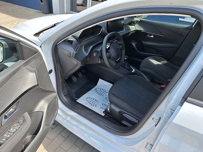Peugeot 208 (2026) STYLE Turbo 100k M6 - fotka 13 z 16