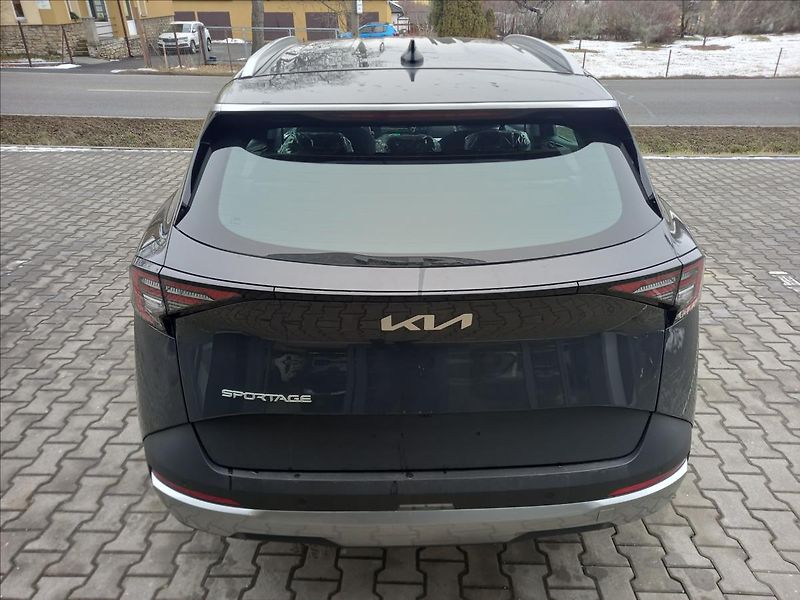 Kia Sportage 1,6 T-GDi 4x2 EXCLUSIVE (2026) - fotka 4 z 5
