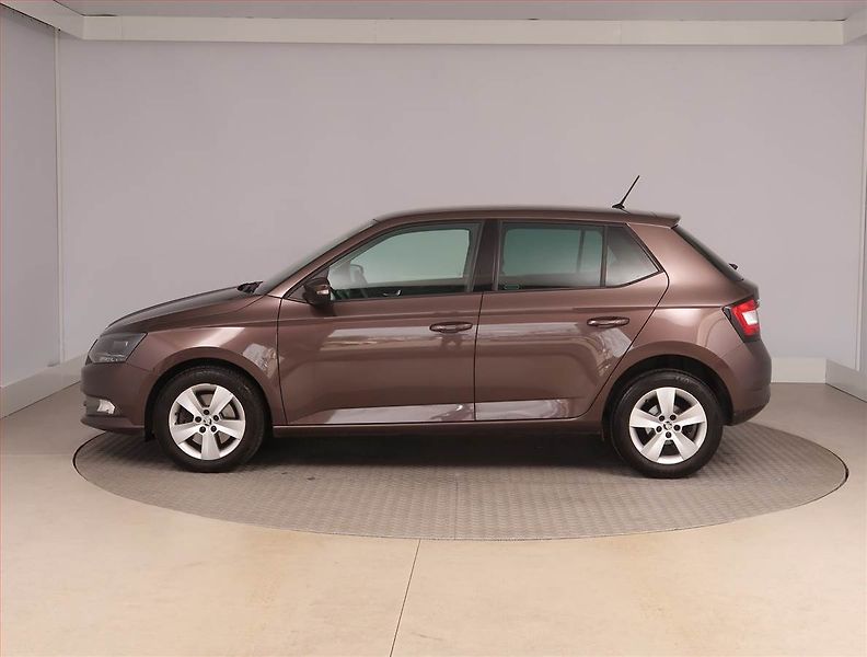Škoda Fabia (2015) Style 1.2 TSI, Tempomat - fotka 3 z 13