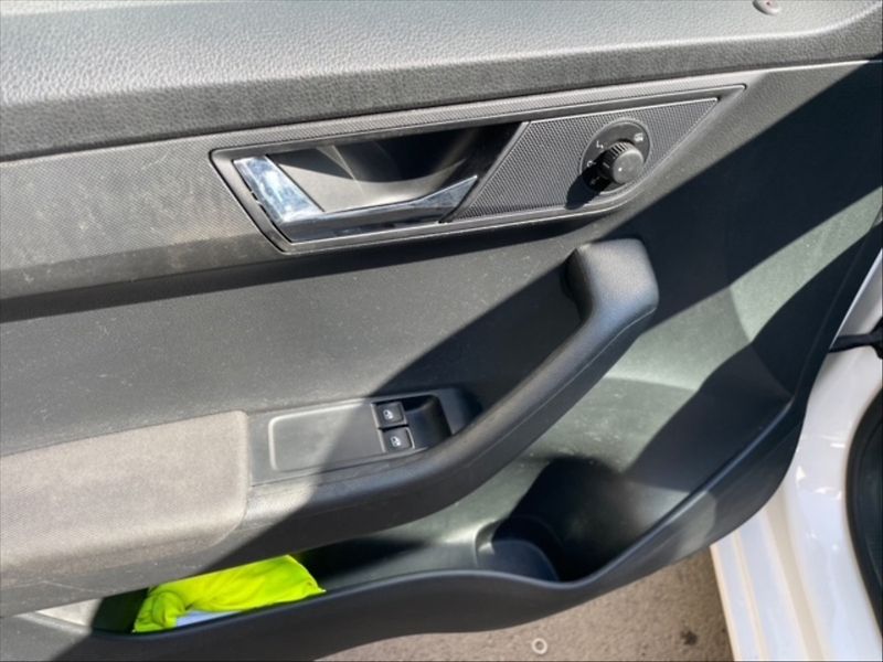 Škoda Fabia 1,0 TSI 81 Ambition - fotka 11 z 11