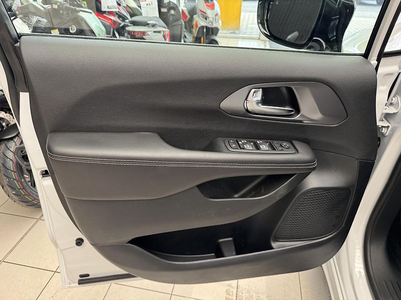 Chrysler Pacifica Grand Caravan SXT - fotka 9 z 57