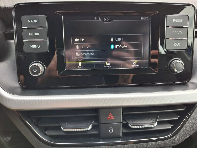 Škoda Scala (2019) Ambition 1,0TSi 85kW - fotka 26 z 29