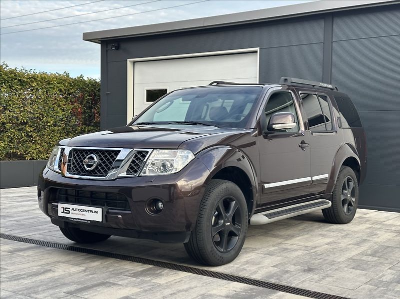 Nissan Pathfinder 3,0 DCI 231PS  LE Executive 4x - fotografie inzerátu
