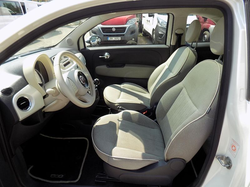 Fiat 500 1,2I 51 KW LOUNGE AUTOKLIMA - fotka 19 z 42