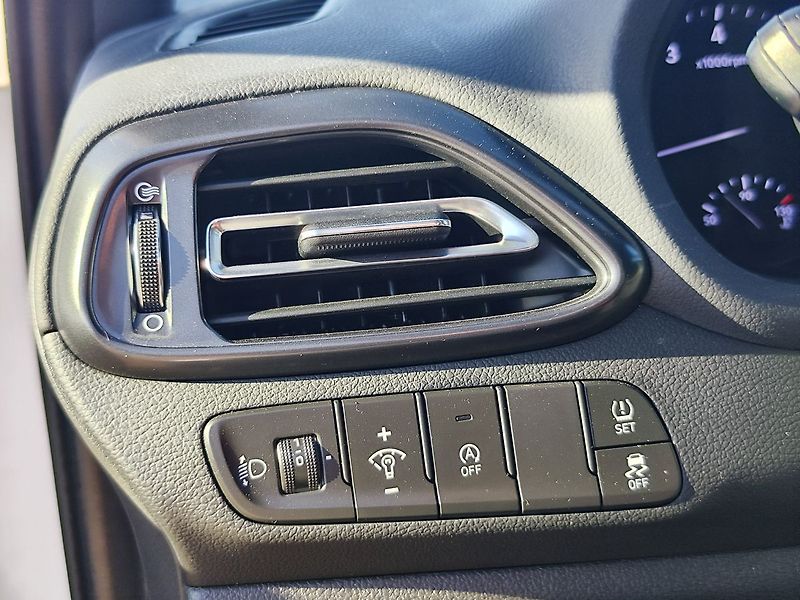 Hyundai i30 1.5 T-GDI/117kW N-Line - fotka 30 z 36