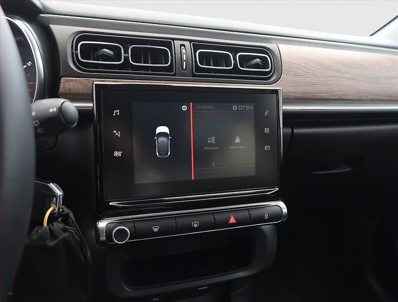 Citroën C3 (2024) Shine 1.2 PureTech, Automat - fotka 18 z 26