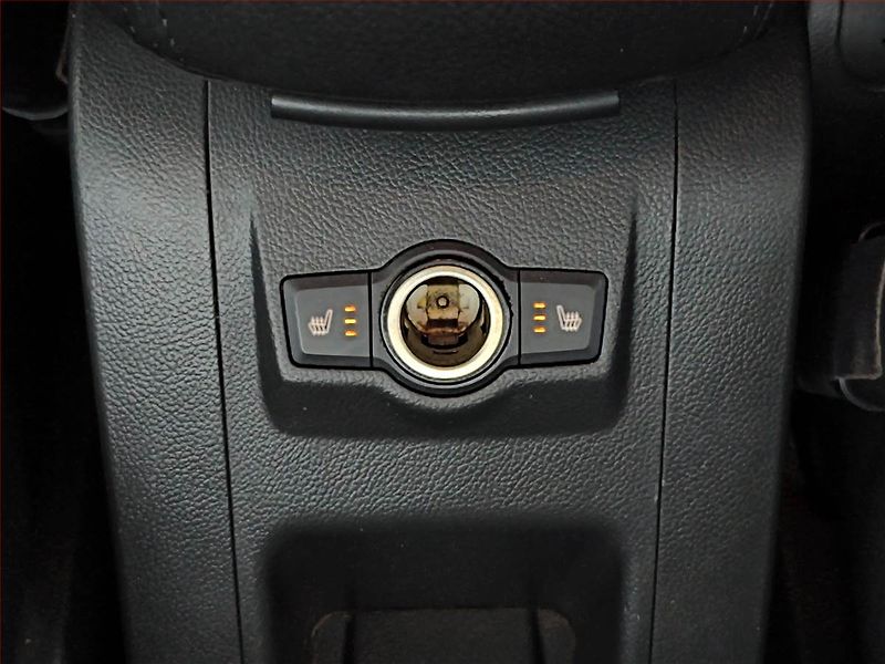 Opel Antara (2007) 2.0 CDTI, 4X4, Navi, Tempomat - fotka 14 z 16