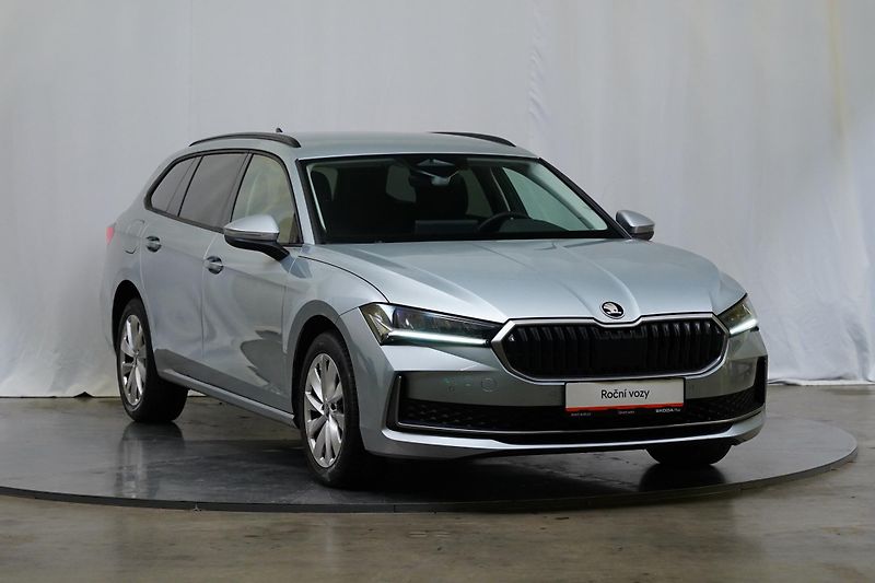 Škoda Superb - fotka 8 z 27