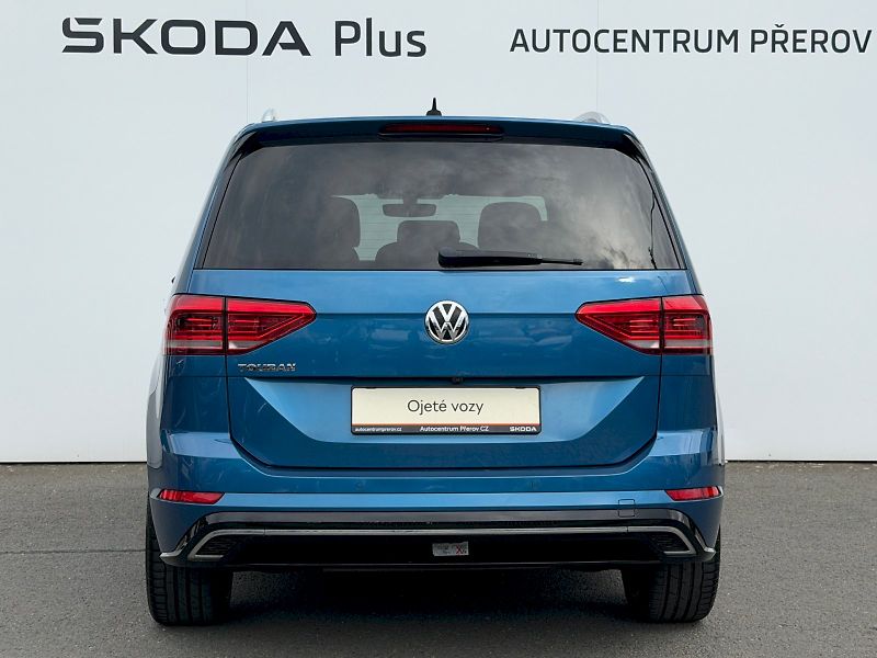 Volkswagen Touran (2019) 1.5 TSI 110kW R-LINE Comfort - fotka 31 z 35
