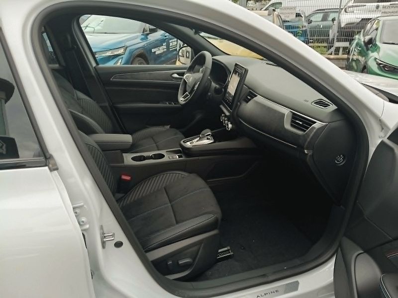 Renault Arkana (2026) esprit Alpine full hybrid E-Te - fotka 15 z 18