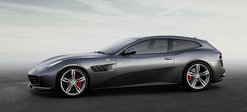 Ferrari GTC4Lusso.