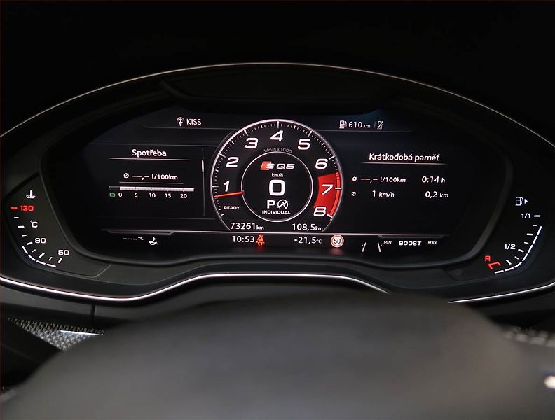 Audi SQ5 (2018) 3.0 TFSI - fotka 11 z 27
