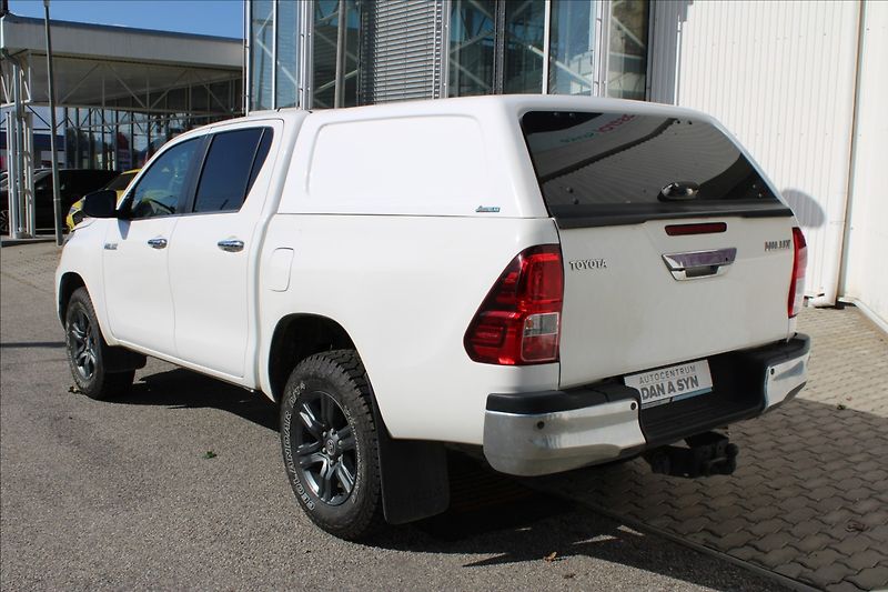 Toyota Hilux 2,4 D-4D 150 DC 4x4 1.maj. CZ - fotka 4 z 4