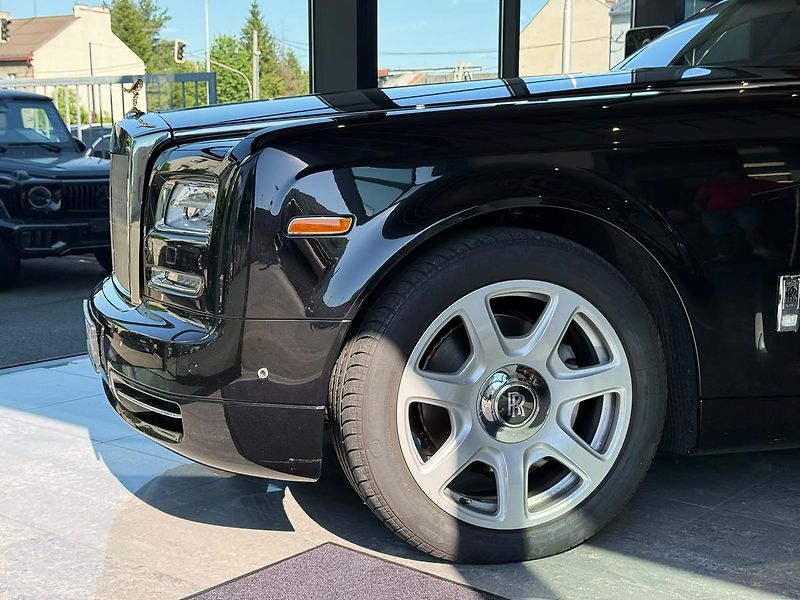Rolls-Royce Phantom - fotka 30 z 31