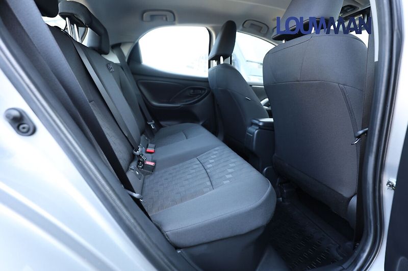 Toyota Yaris 1.5L HEV CVT  Comfort - fotka 19 z 23