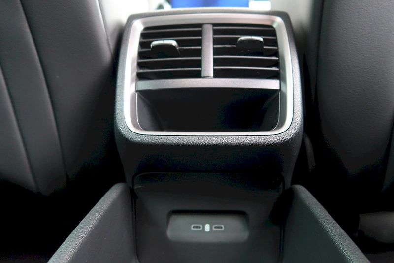 Škoda Octavia (2024) Combi Selection 1,5 TSI/85 kW - fotka 21 z 31