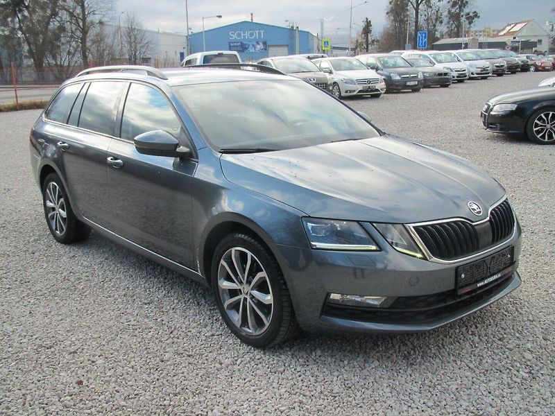 Škoda Octavia 2.0 TDI - fotka 8 z 18