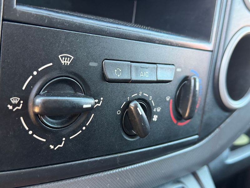 Citroën Berlingo 1.6HDI 73kw*3.MÍSTNÉ*DPH - fotka 23 z 25