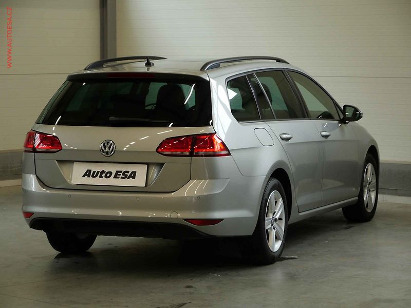 Volkswagen Golf (2014) 1.2TSi, servis.kniha - fotka 4 z 23