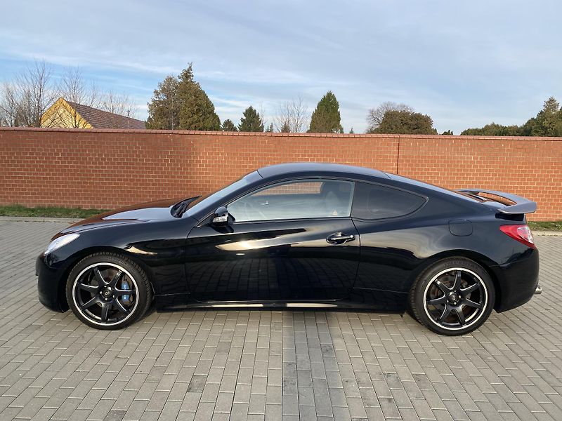 Hyundai Genesis (2013) 3.8i RS INDIVIDUAL  - fotka 2 z 57