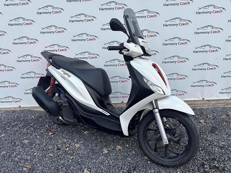 Skútr Honda PCX 125.