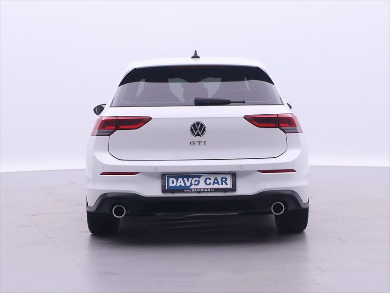 Volkswagen Golf 2,0 TSI GTI 180kW Virtual DPH - fotka 6 z 35