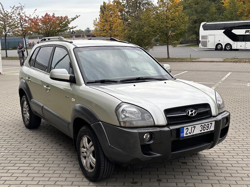 Hyundai Tucson (2006) 2.0 i 4x4 tažné - fotka 7 z 17