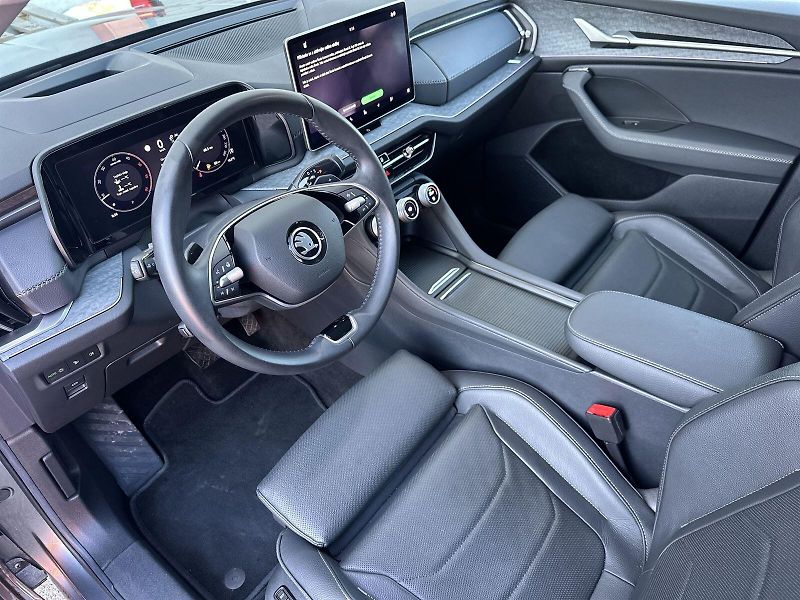 Škoda Kodiaq (2024) 2.0 TDI 4x4 DSG Exclusive Sele - fotka 8 z 40
