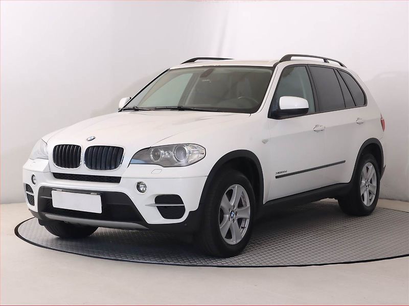 BMW X5 (2013) xDrive30d, 4X4, Automat - fotka 2 z 20