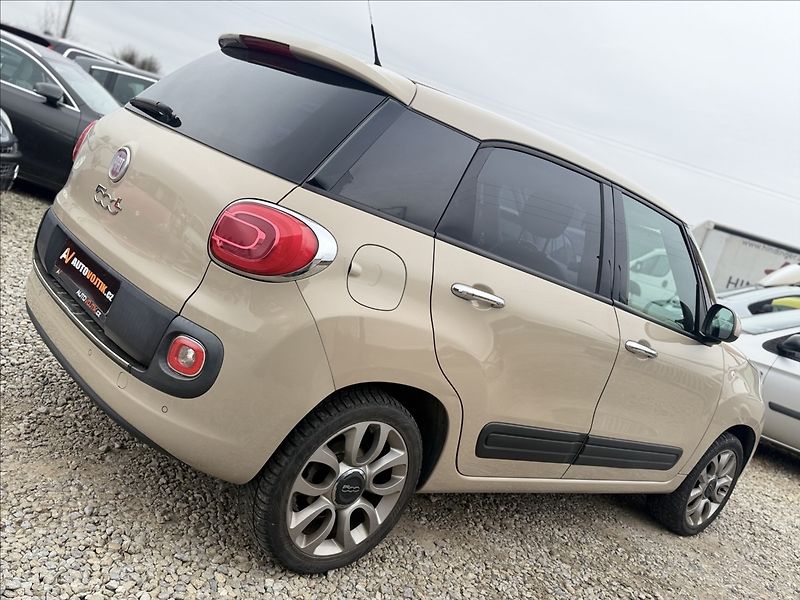 Fiat 500L i 77kW KLIMA - fotka 5 z 28