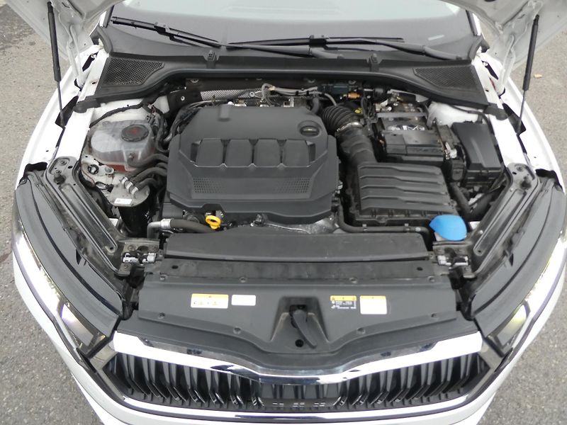 Škoda Octavia Kombi 2,0TDi 110kW automat  - fotka 7 z 15
