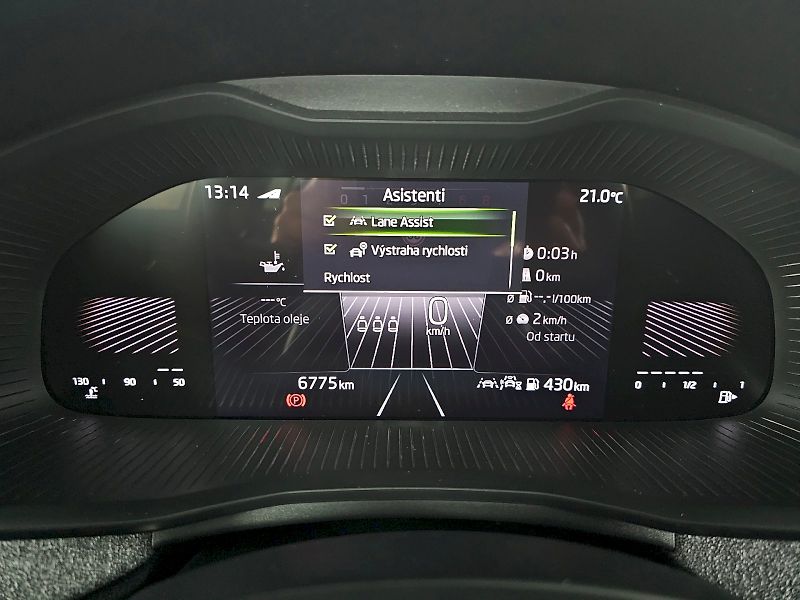 Škoda Scala (2025) 1.0TSi 85kW SELCTION TAŽNÉ - fotka 18 z 29