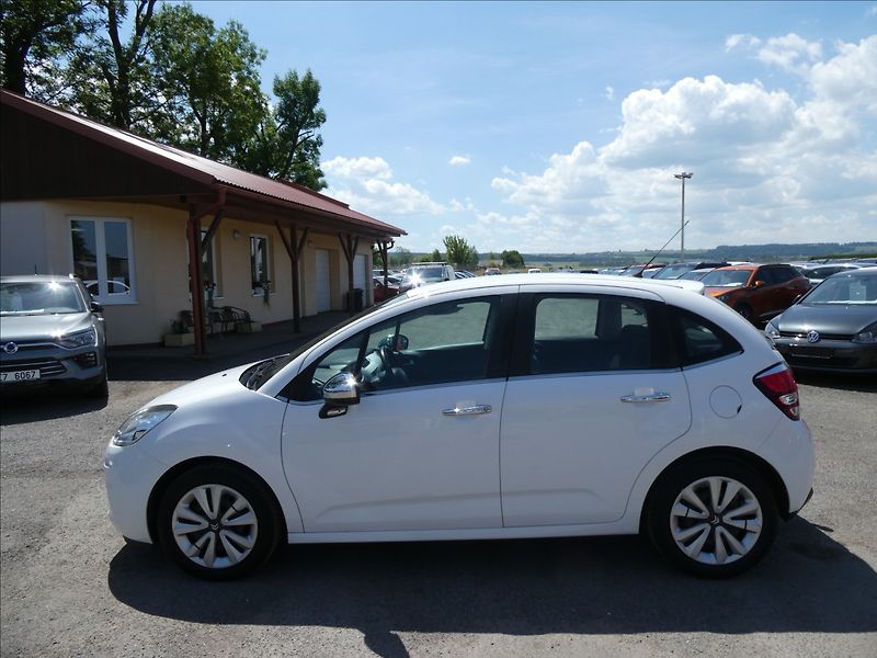 Citroën C3 1,2 i 60kW klima,závěs,2x kola - fotka 6 z 41