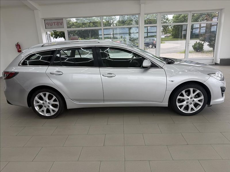 Mazda 6 2,0 i, klimatizace, tažné zař. - fotka 4 z 27