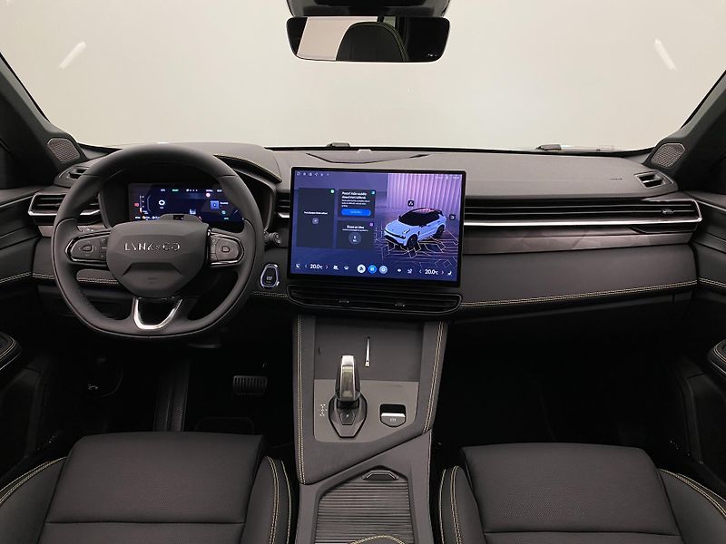 Lynk & Co 01 MORE PHEV AUT CZ 1.maj - fotka 2 z 93