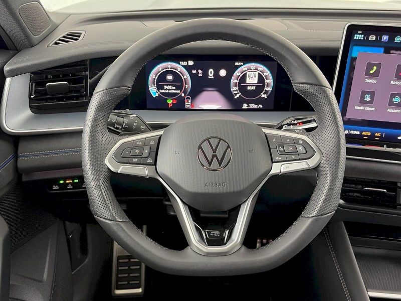 Volkswagen Tayron (2025) R-Line 2.0 TSI 195kW 4Motion D - fotka 9 z 44