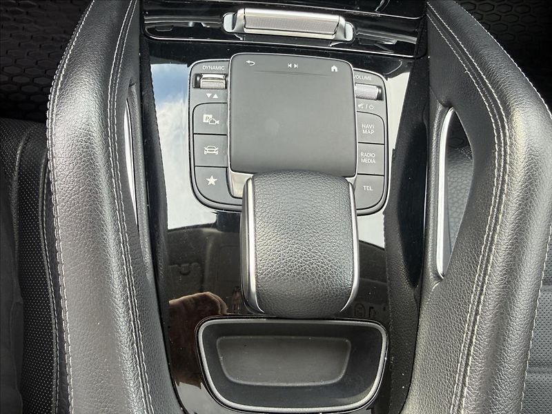 Mercedes-Benz GLE 350d 4MATIC AMG linie - fotka 13 z 14