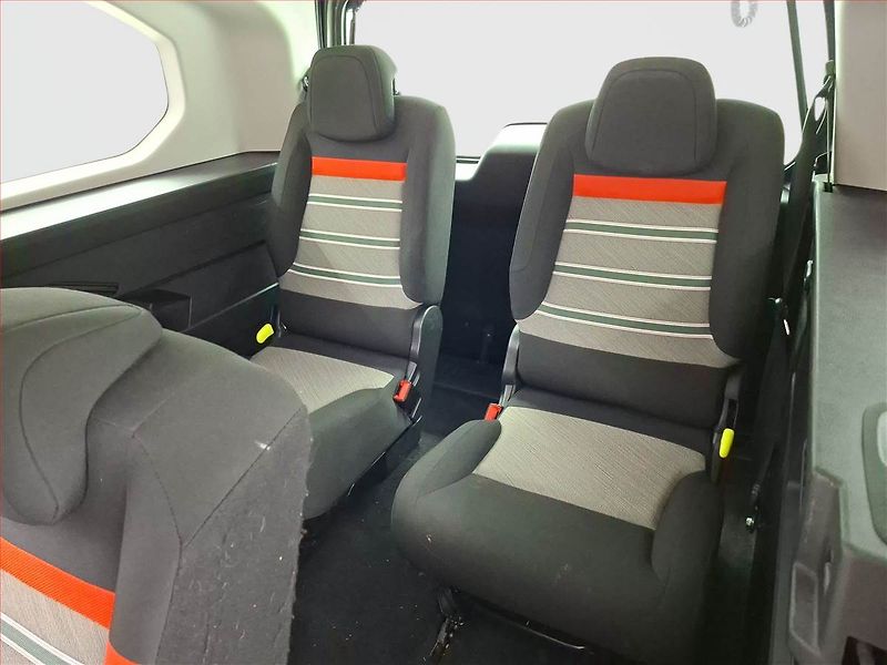 Citroën Berlingo (2020) Maxi Feel 1.5 BlueHDi, 7Míst - fotka 15 z 17