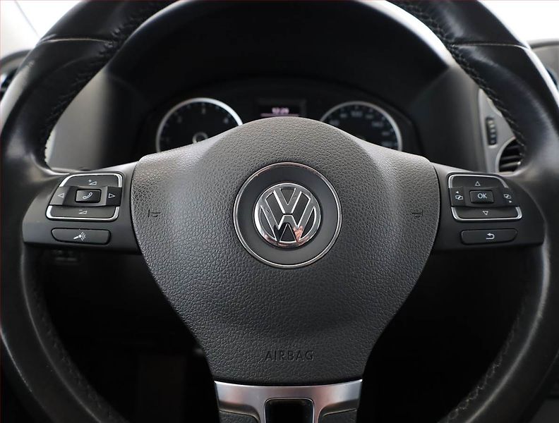 Škoda Octavia (2013) 1.2 TSI, Park. senzory - fotka 11 z 17