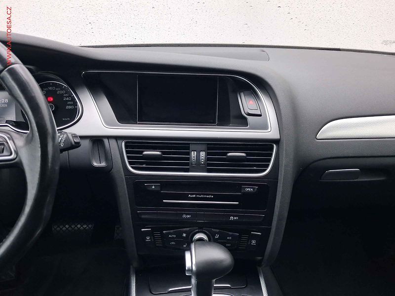 Audi A4 (2014) 2.0 TDi quattro, AT, TZ - fotka 12 z 18
