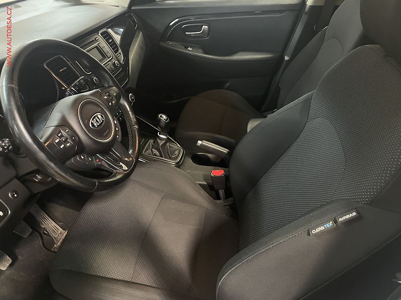 Kia Carens (2016) 1.7CRDi, ČR, servis.kniha - fotka 9 z 14